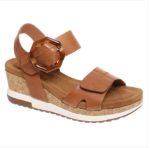 Pierre Dumas Women's Lyra-2 Wedge Sandal - New Tan 22586-120