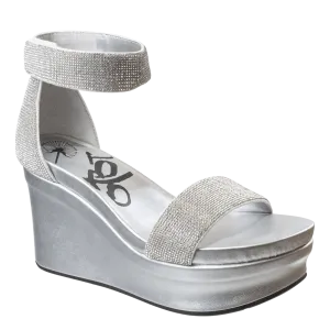 STATUS in SILVER Wedge Sandals